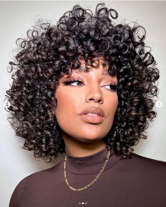 Voluminous curls - 5 haircut models that will mark 2023!